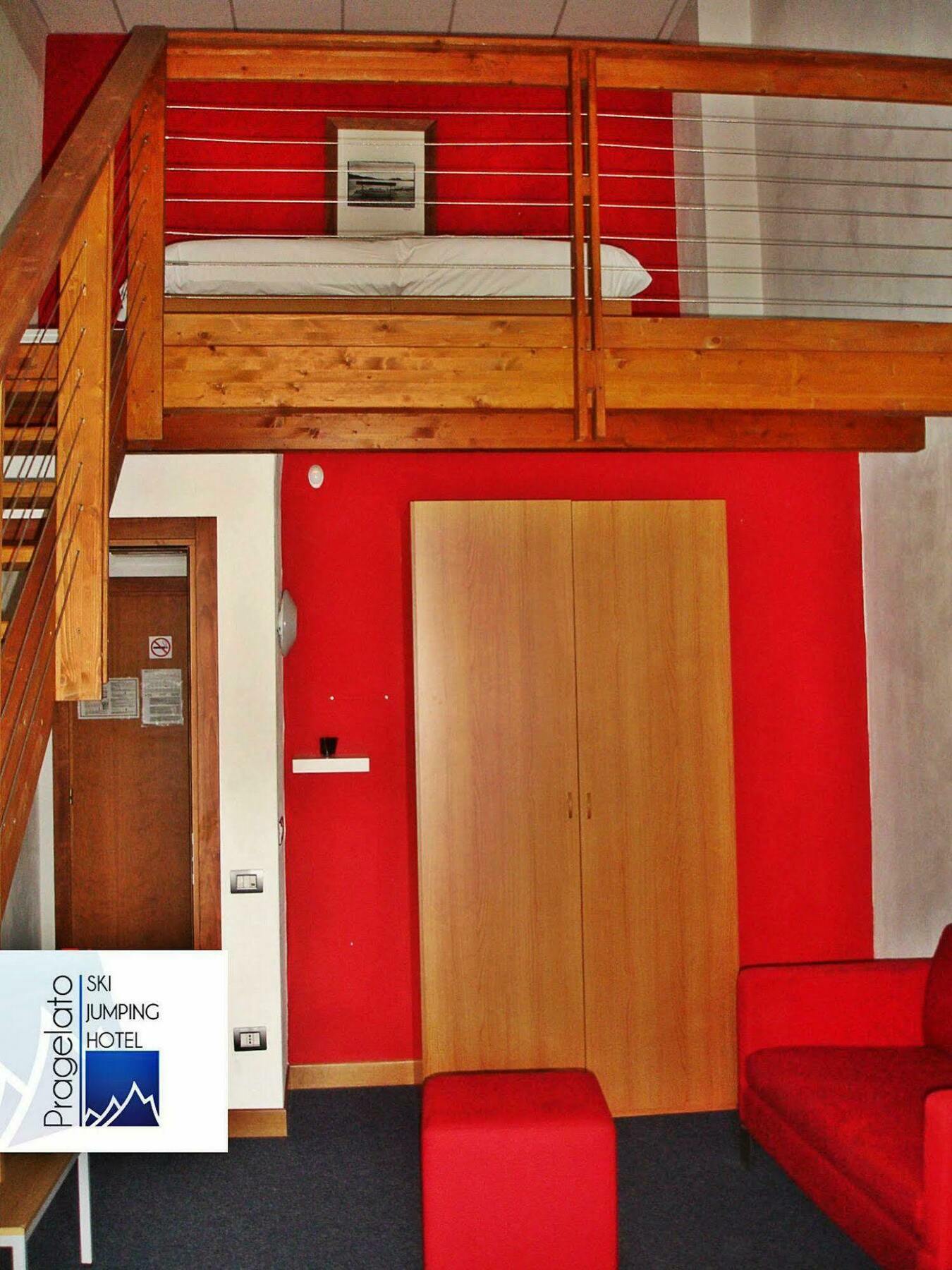 Pragelato Ski Jumping Hotel Exterior photo